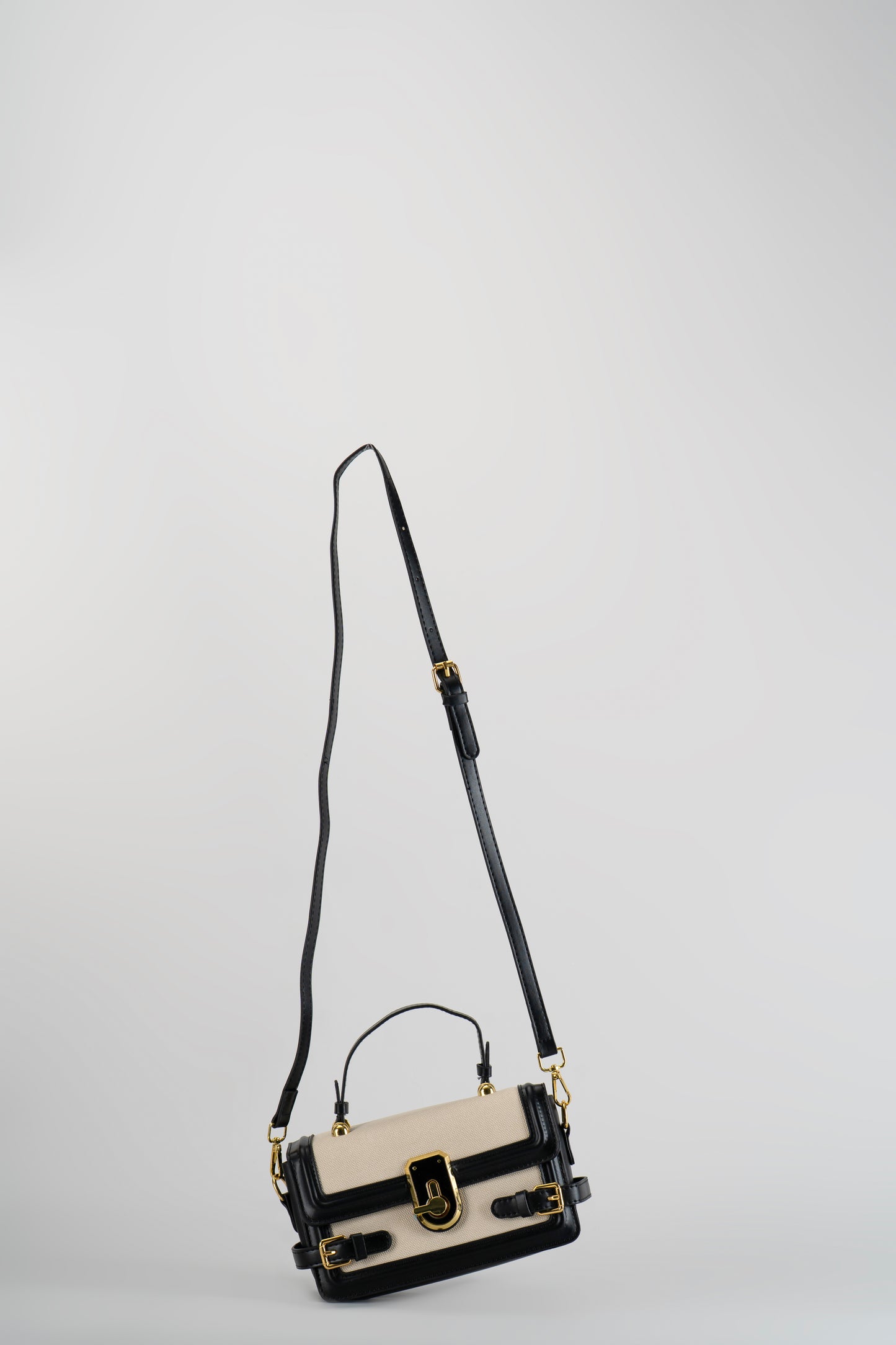 Charlie Sling Bag