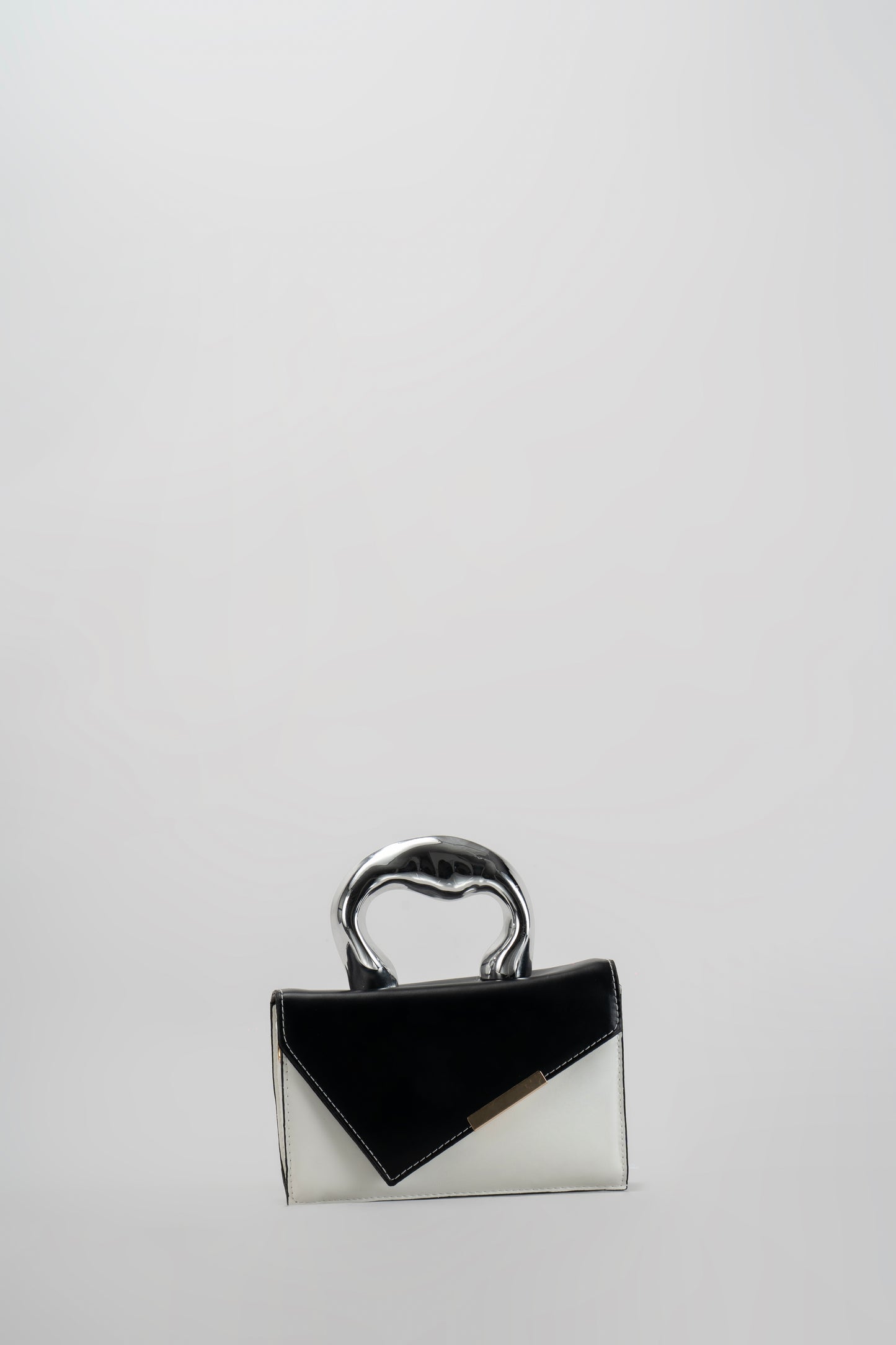 Julia Sling Bag