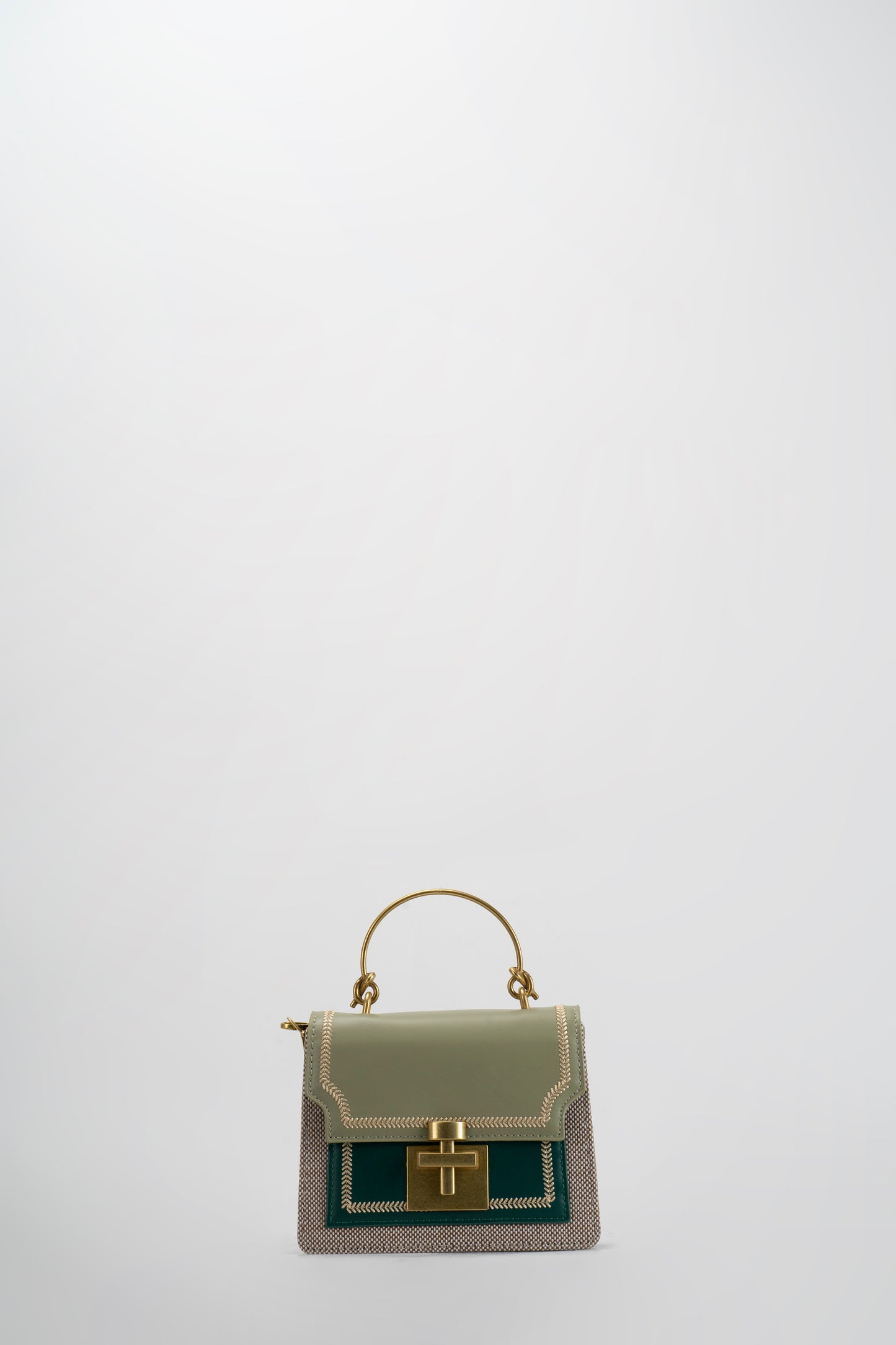 Liliana Sling bag