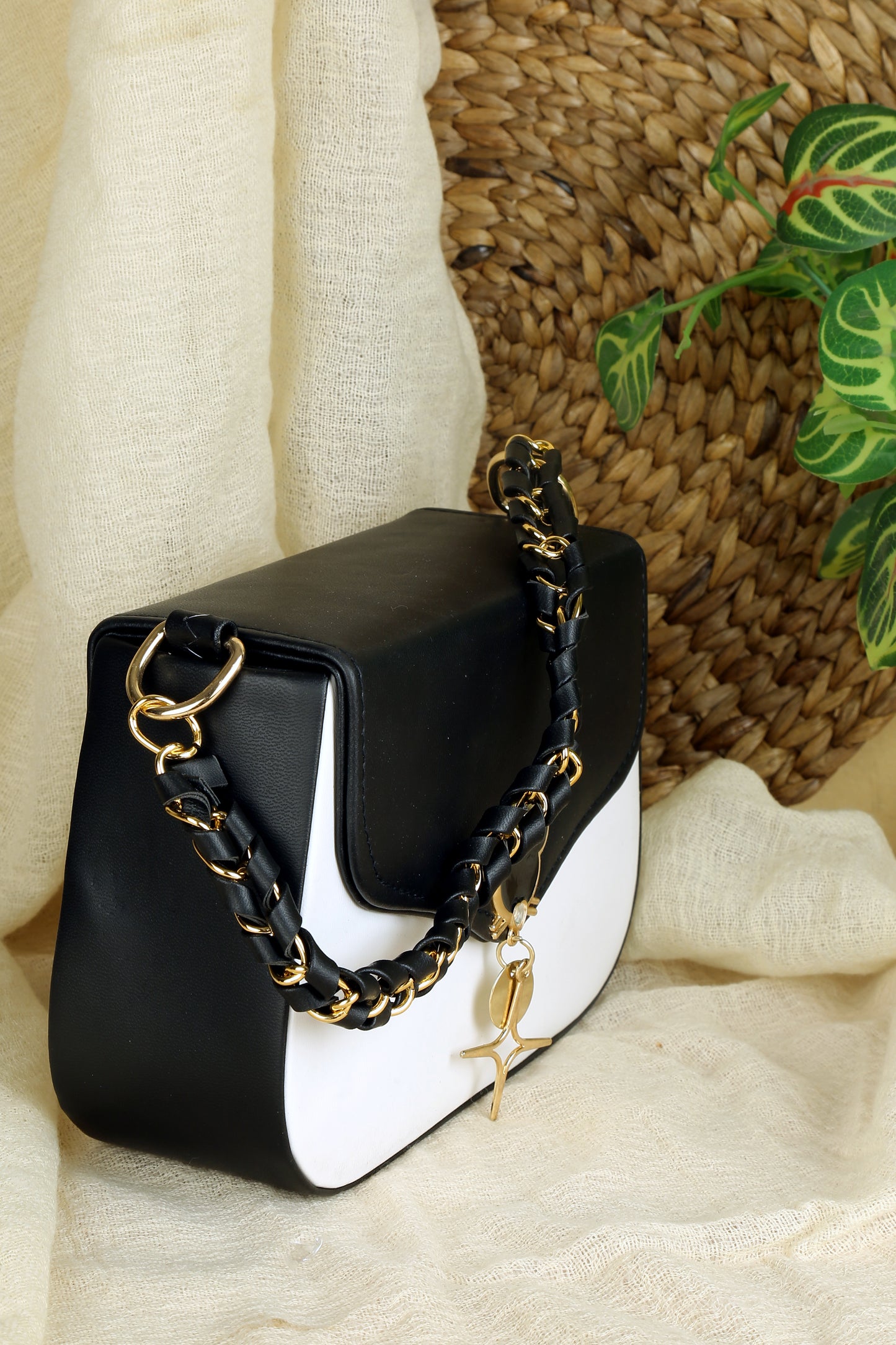 Charlotte Sling Bag