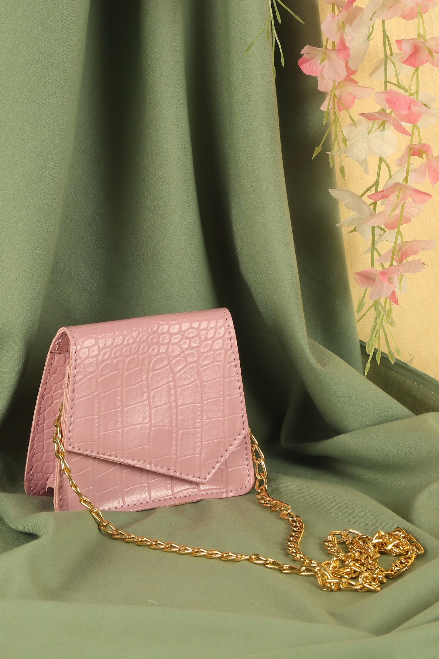 Luna Sling Bag