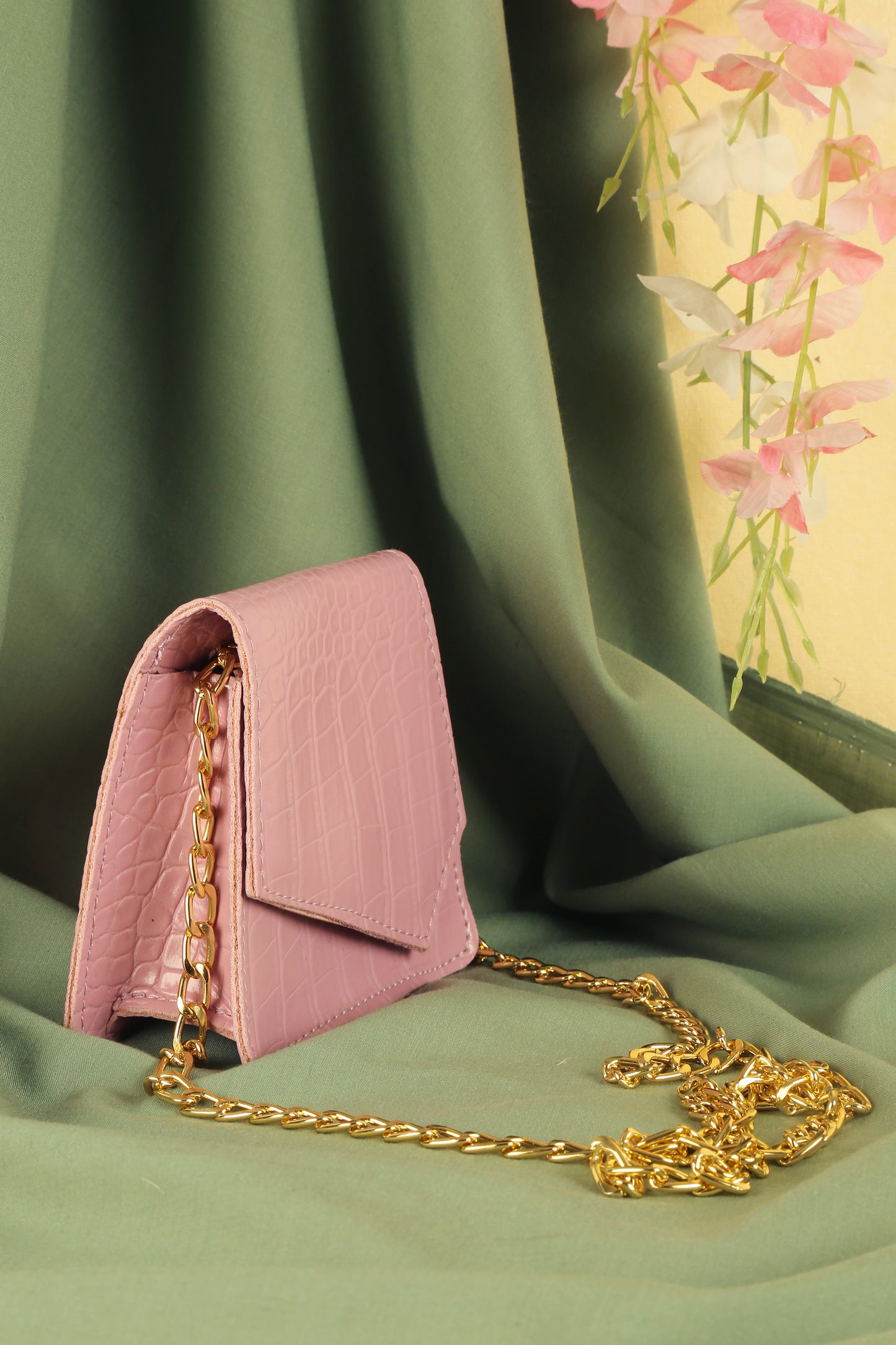 Luna Sling Bag