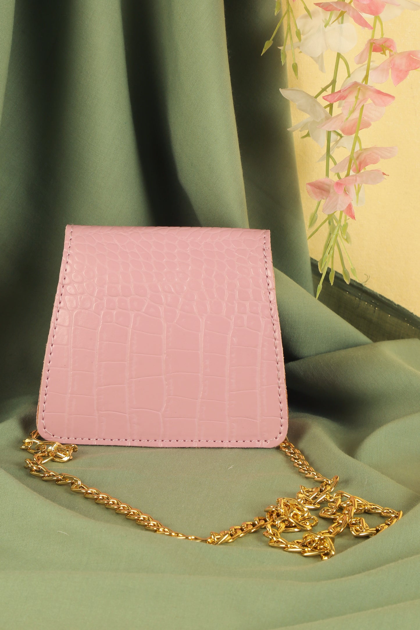 Luna Sling Bag