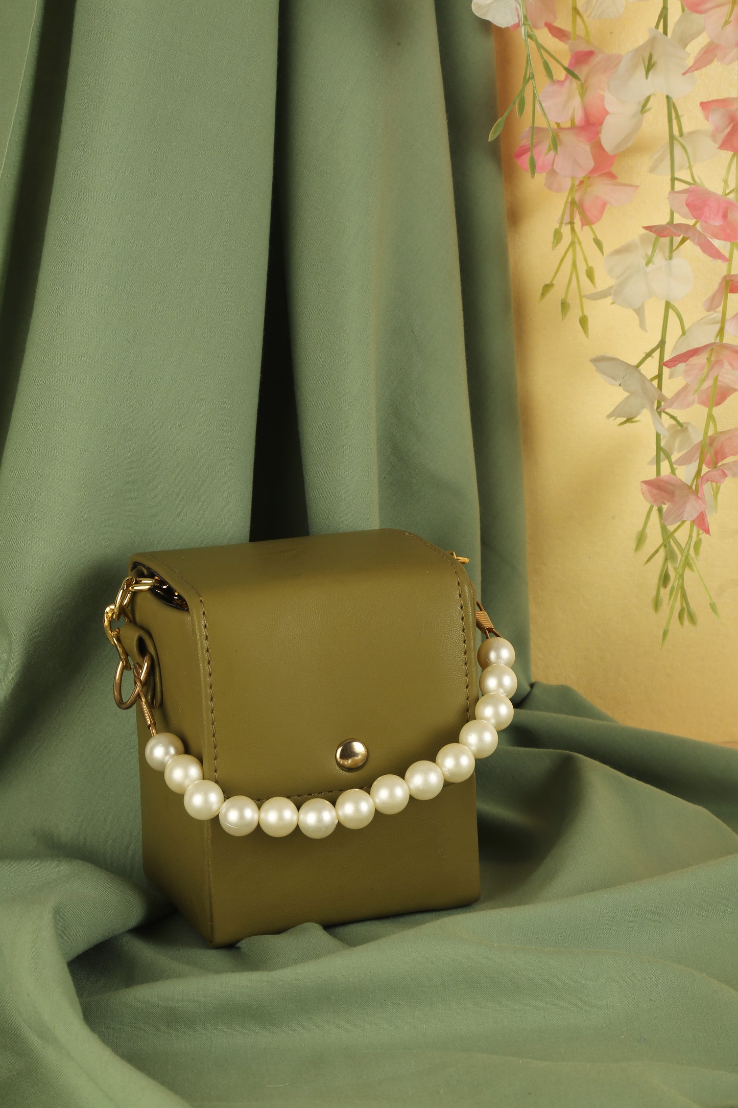 Hazel Sling Bag