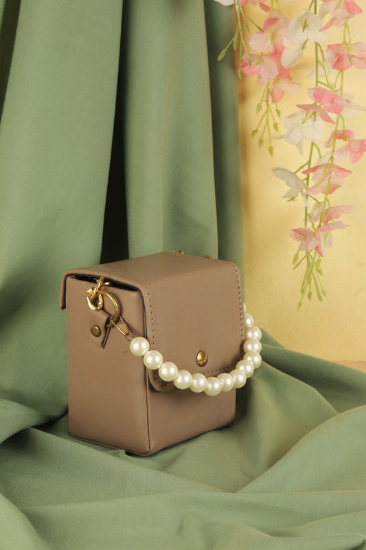 Hazel Sling Bag