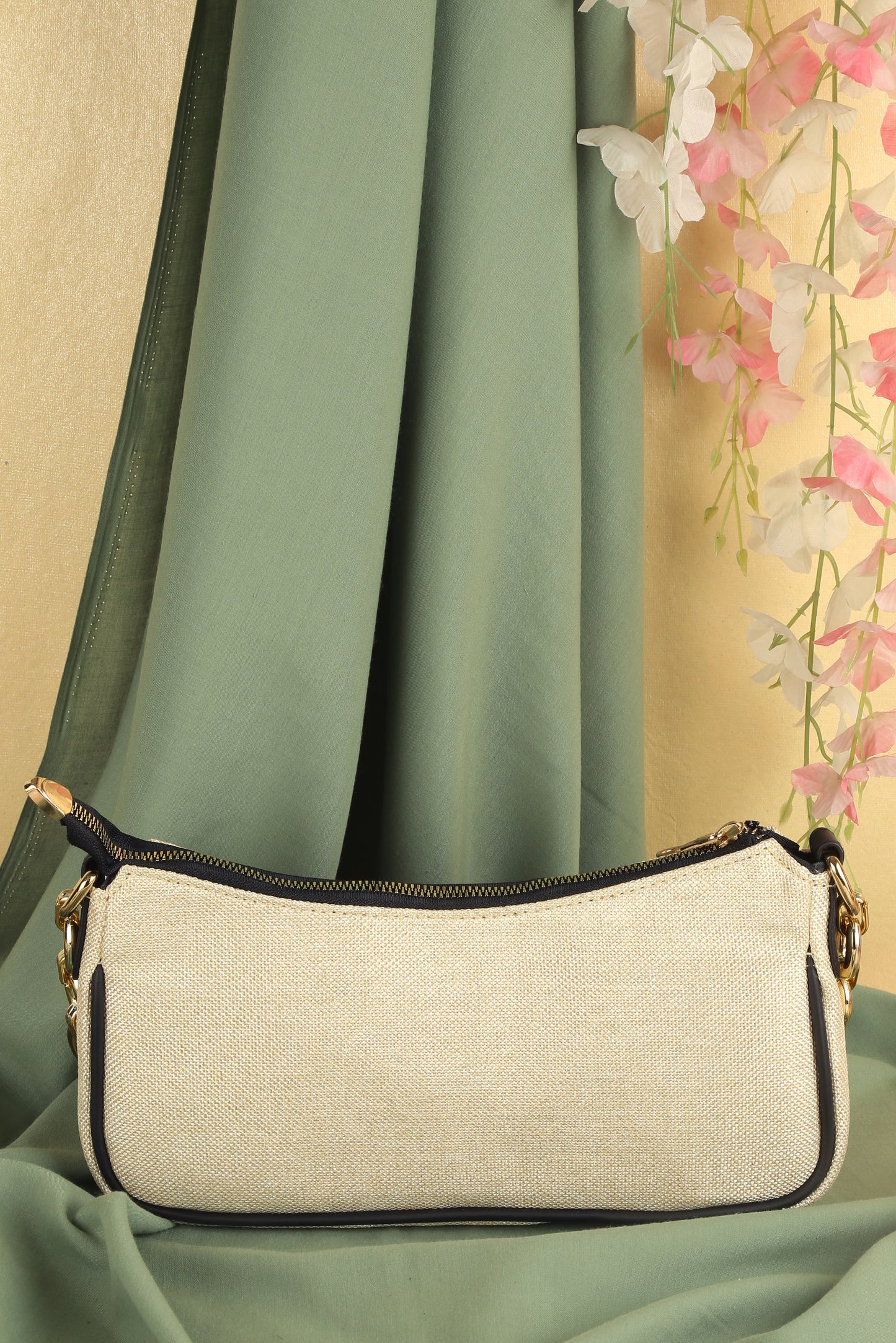 Harper Sling Bag
