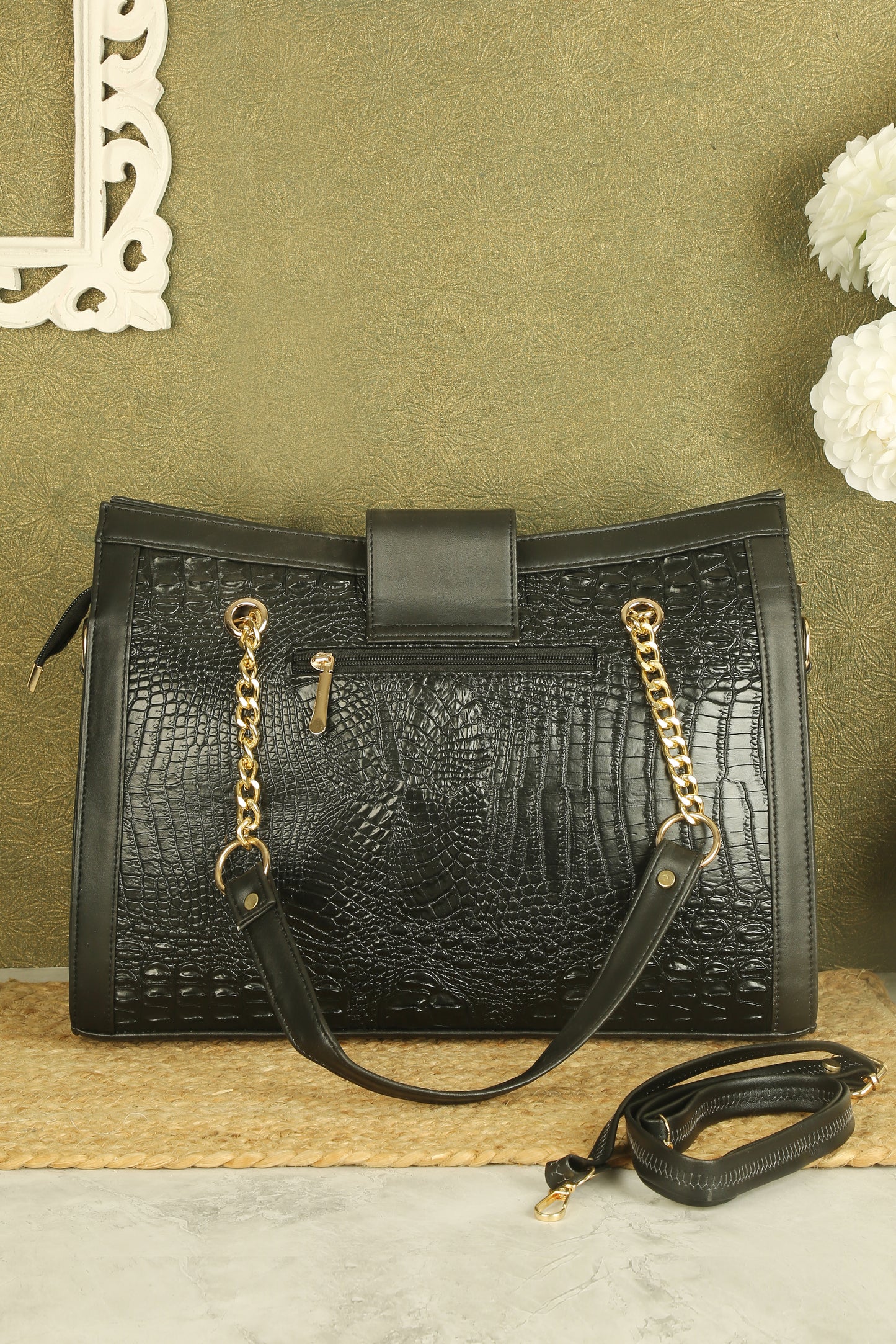 Abigail Shoulder Bag