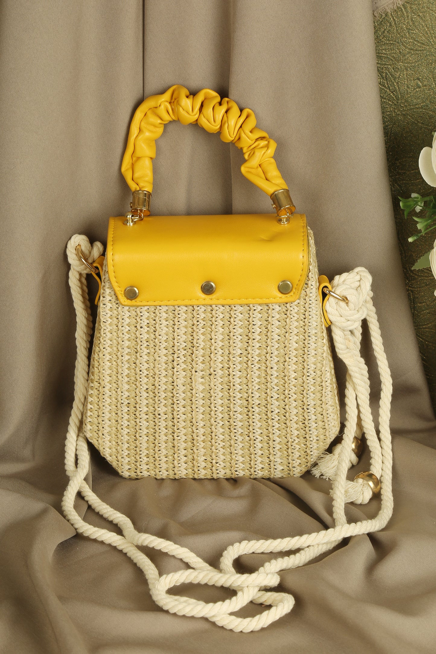 Willow Sling Bag