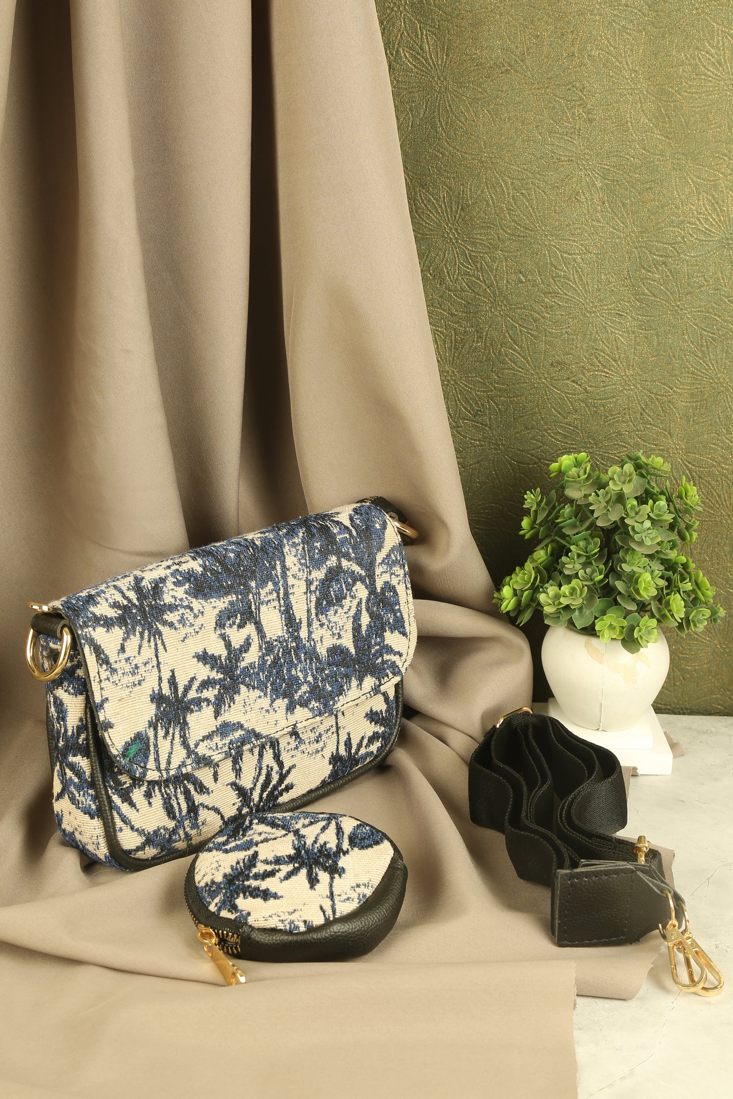 Emma Sling Bag