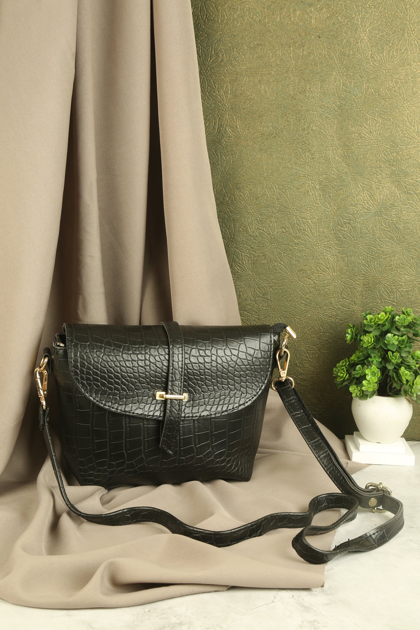 Isabella Sling Bag