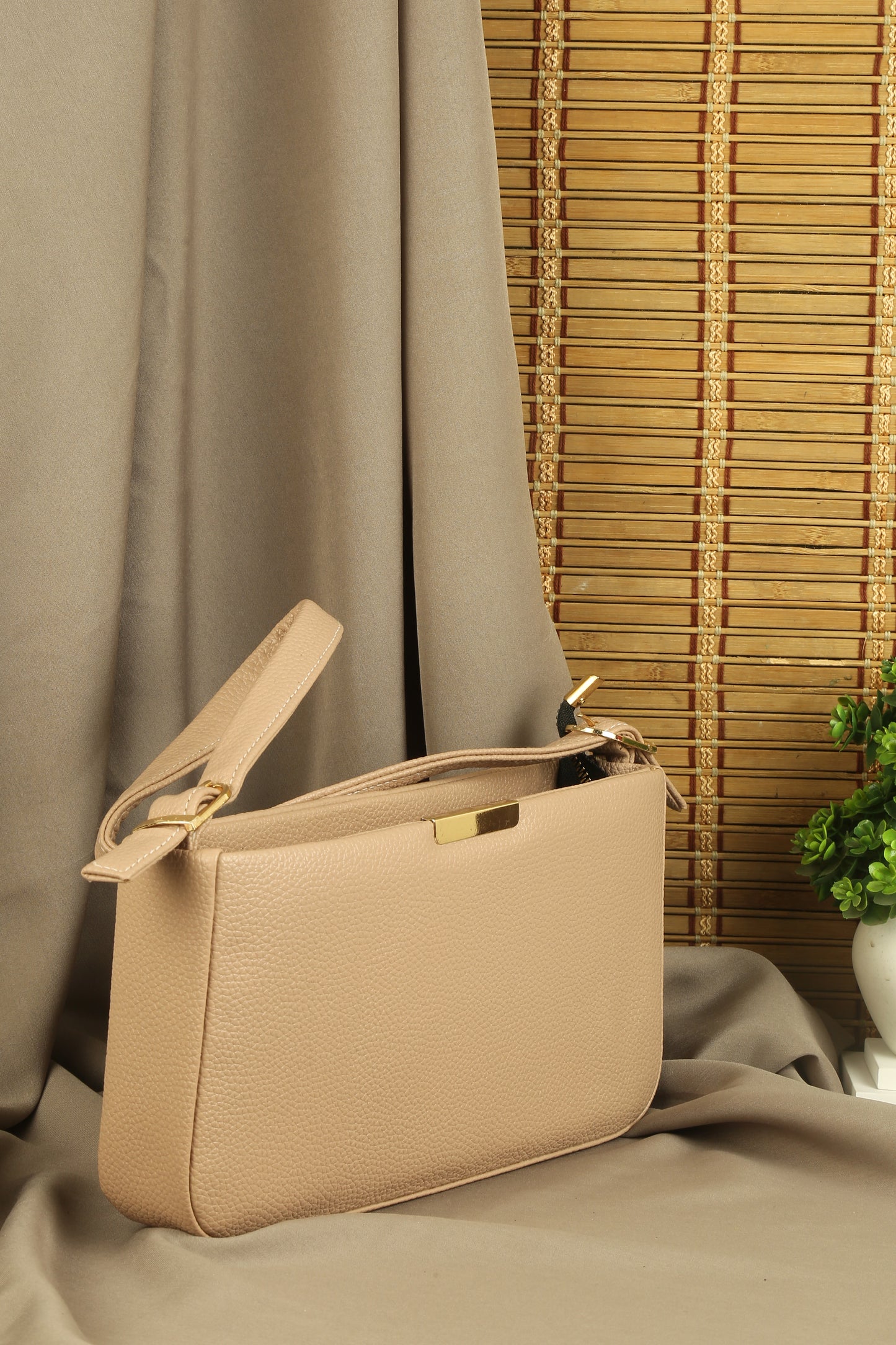 Grace Sling Bag