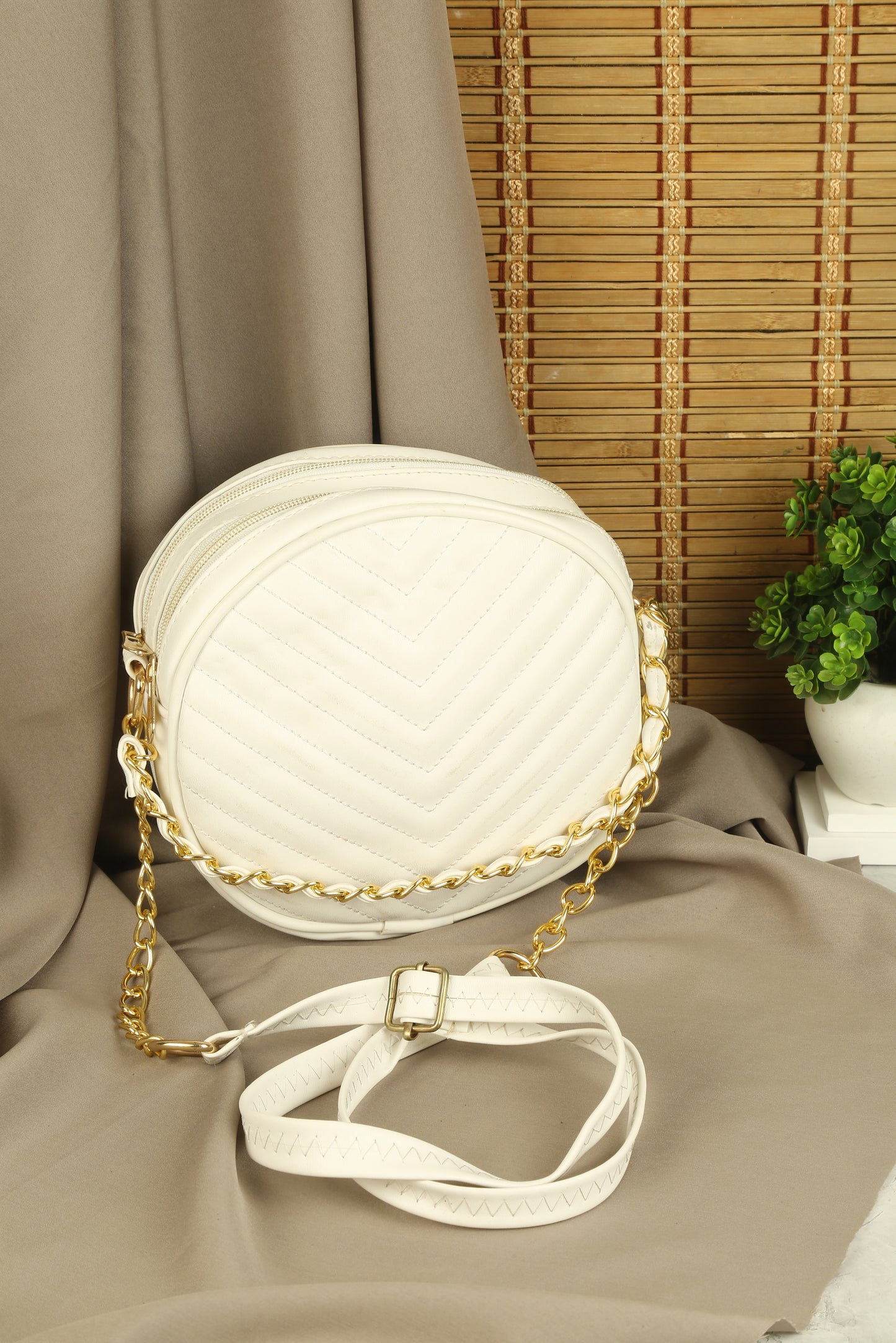 Amelia Sling Bag