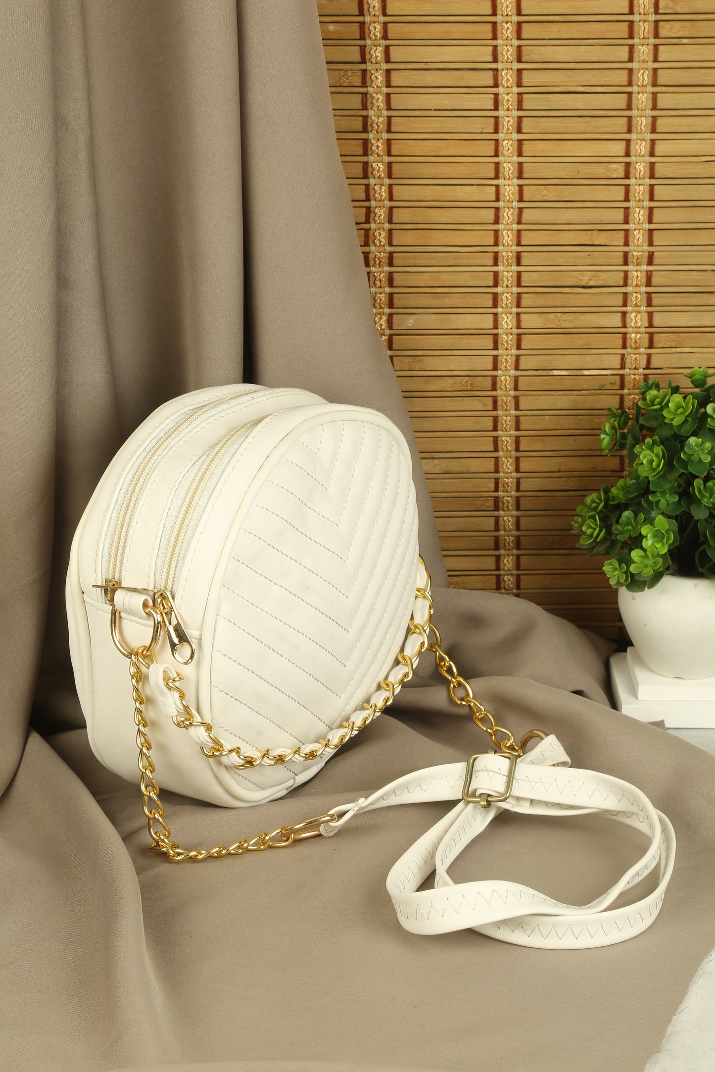 Amelia Sling Bag