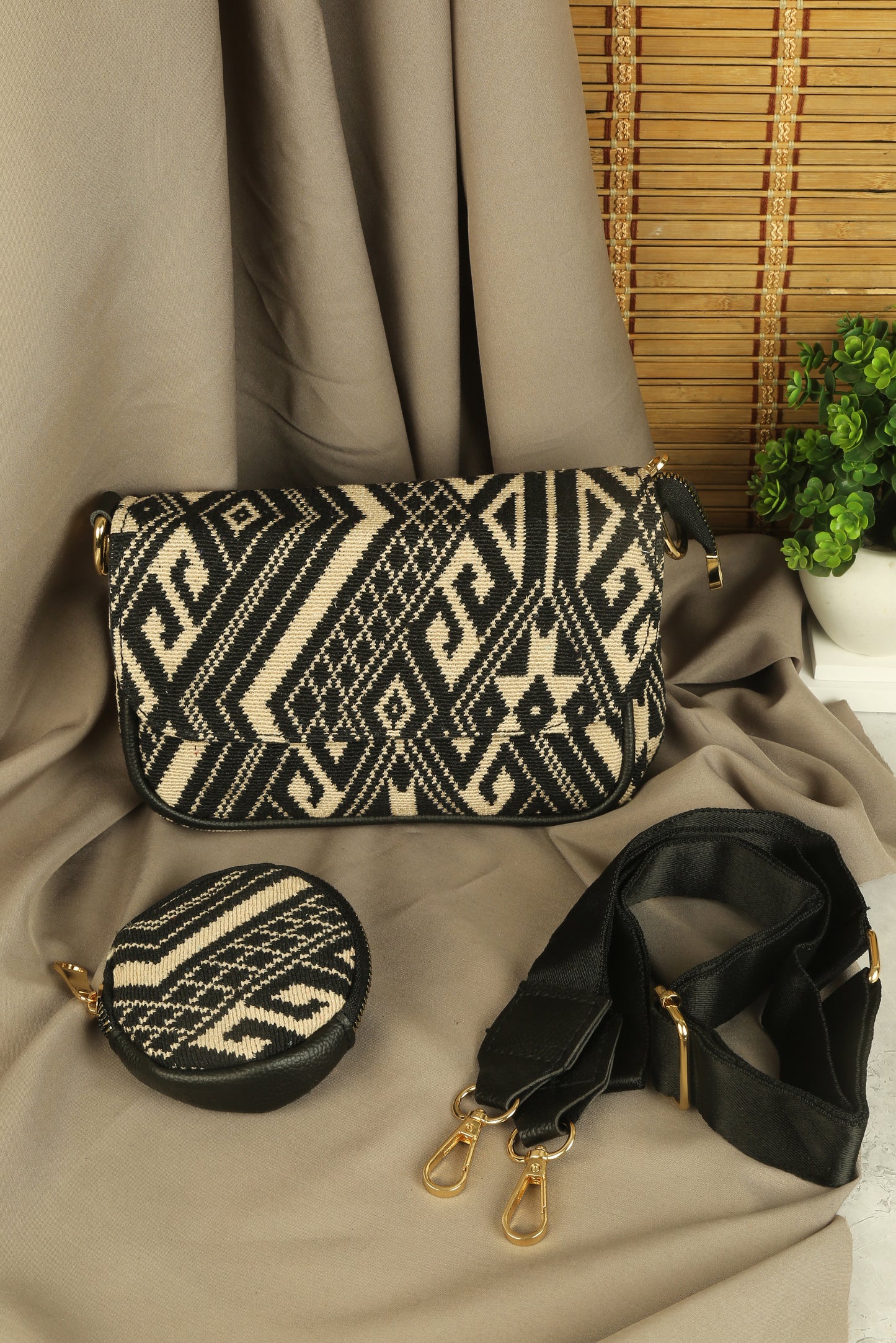 Emma Sling Bag