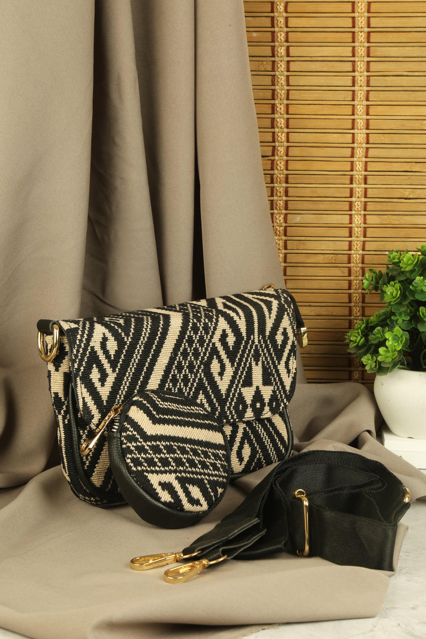 Emma Sling Bag