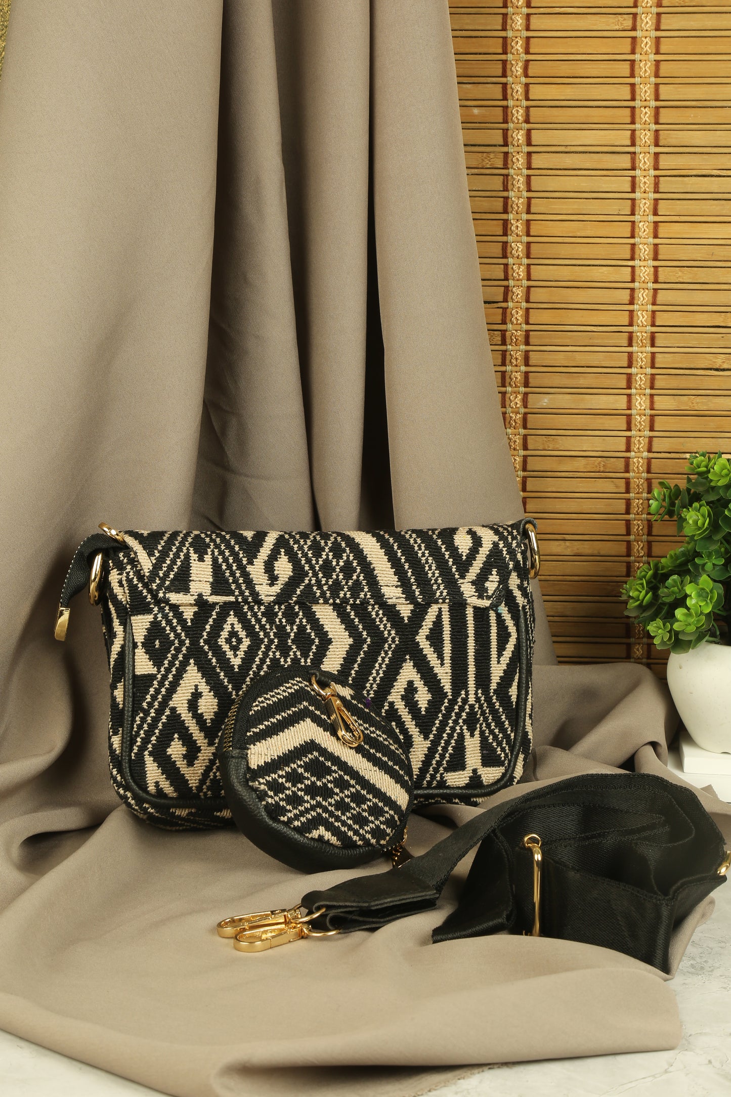 Emma Sling Bag