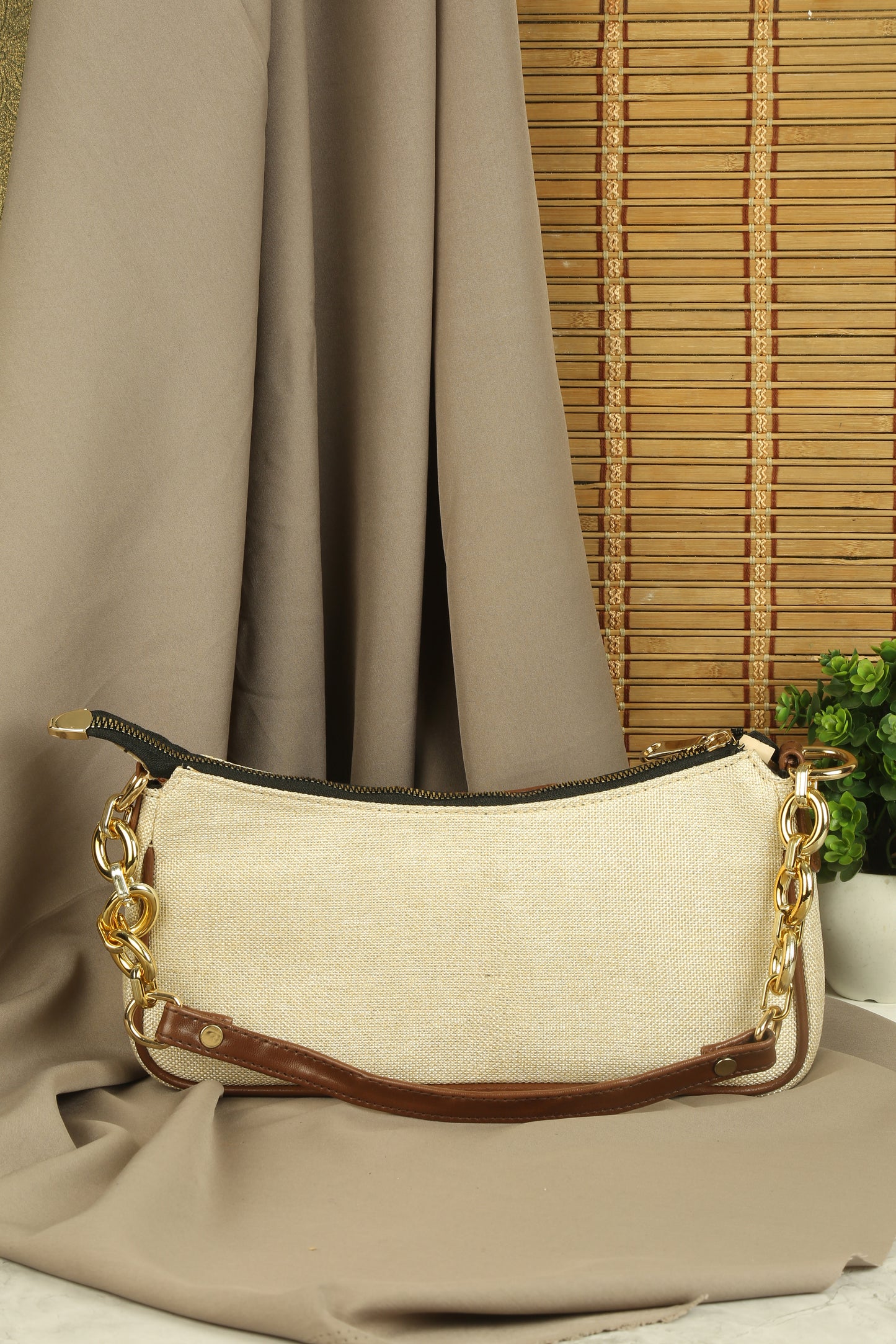 Harper Sling Bag