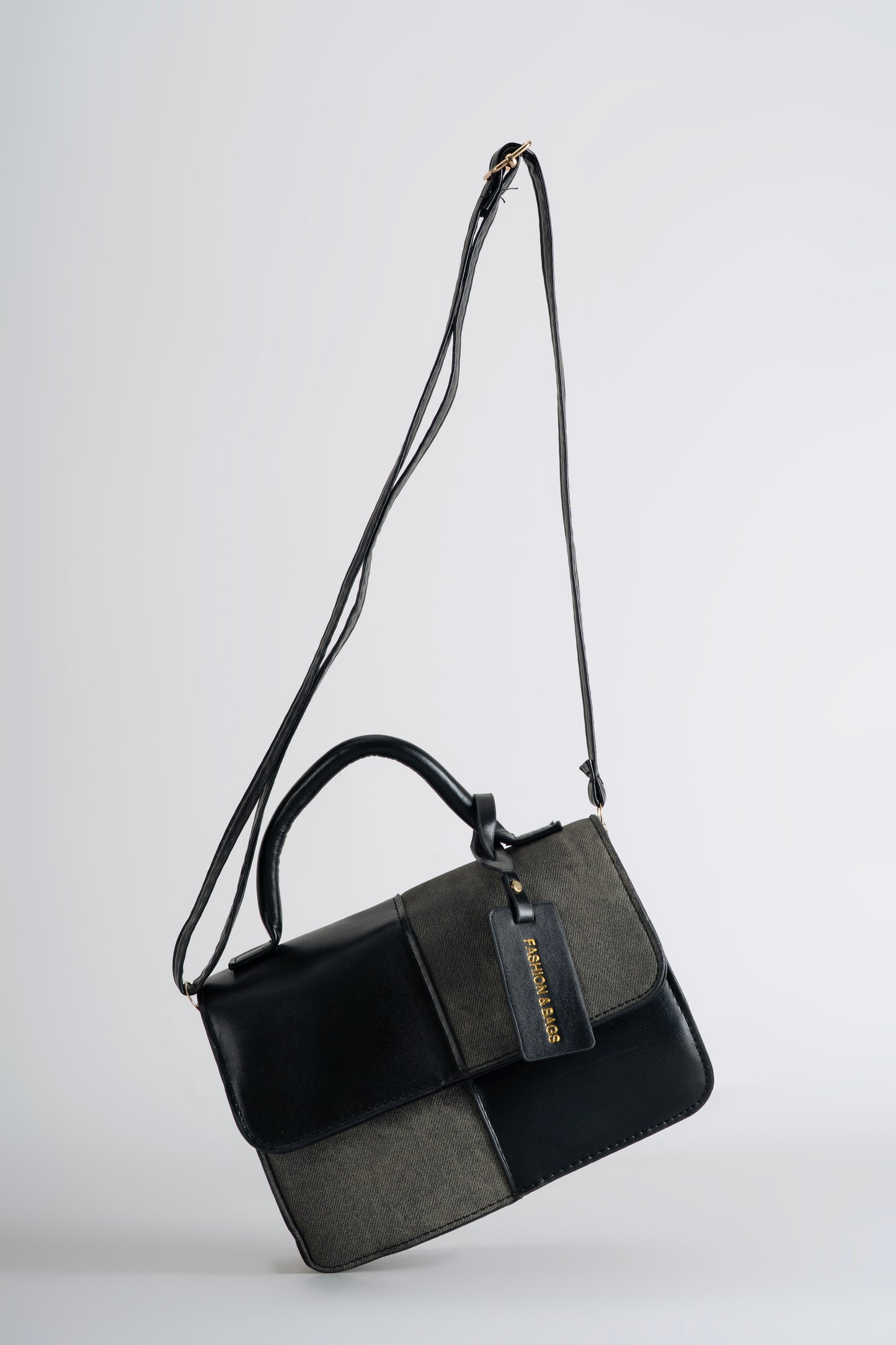 Remi Sling Bag
