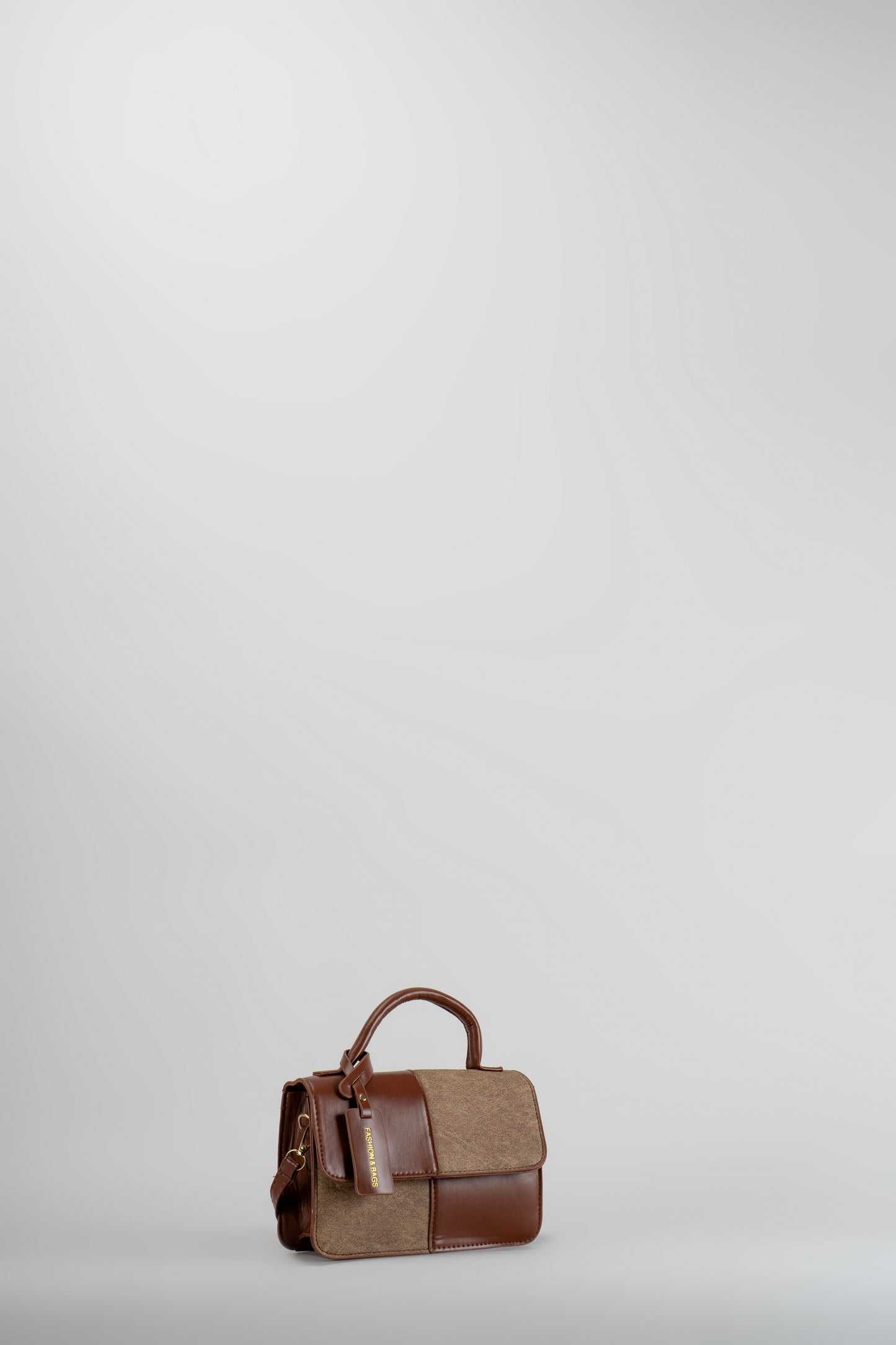 Remi Sling Bag