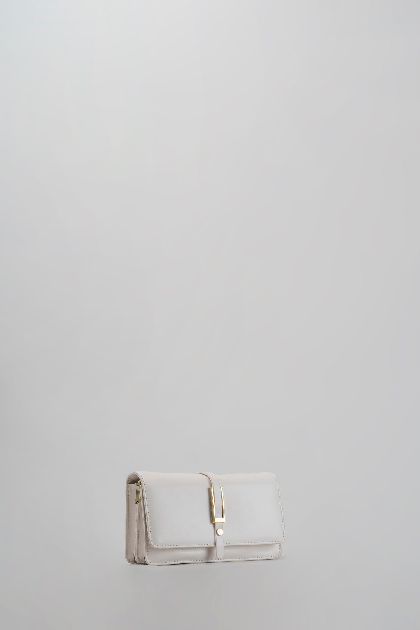 Arya Sling Bag