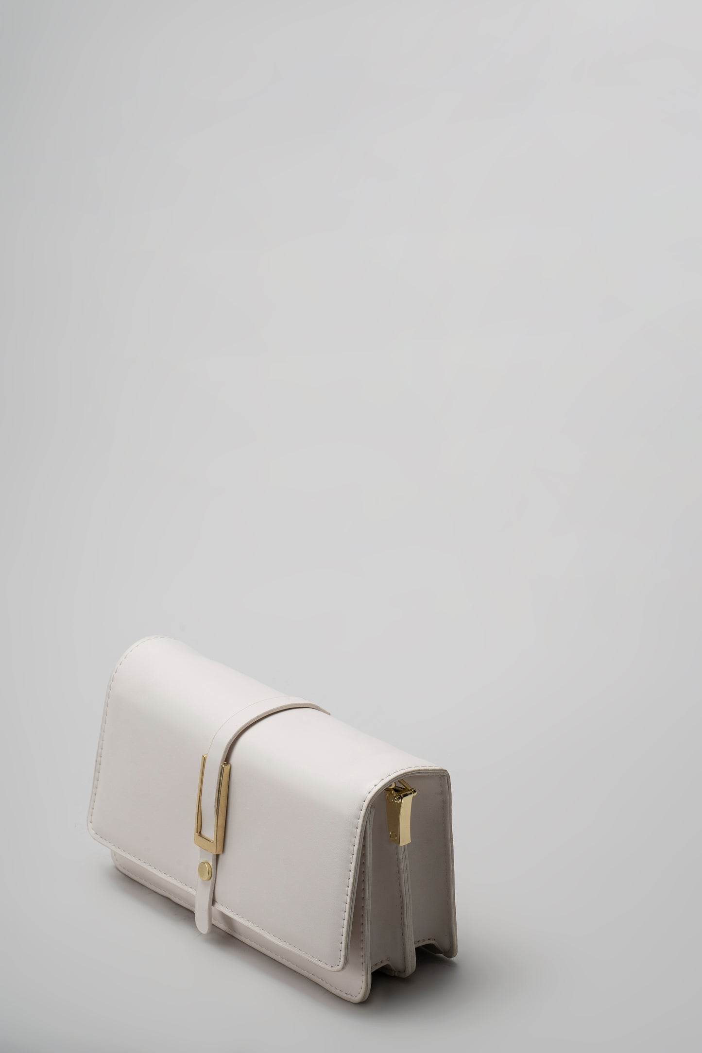 Arya Sling Bag