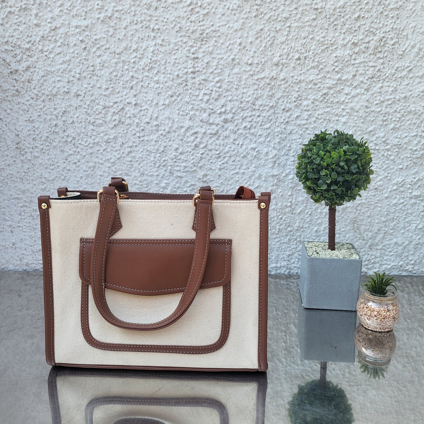 Leah HandBag