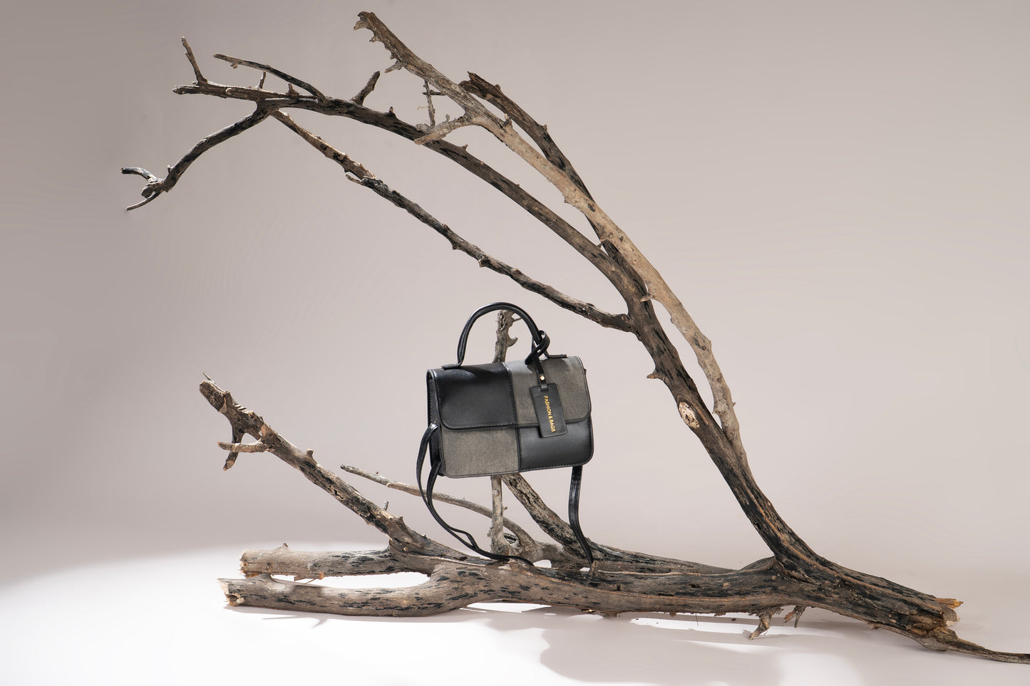 Remi Sling Bag
