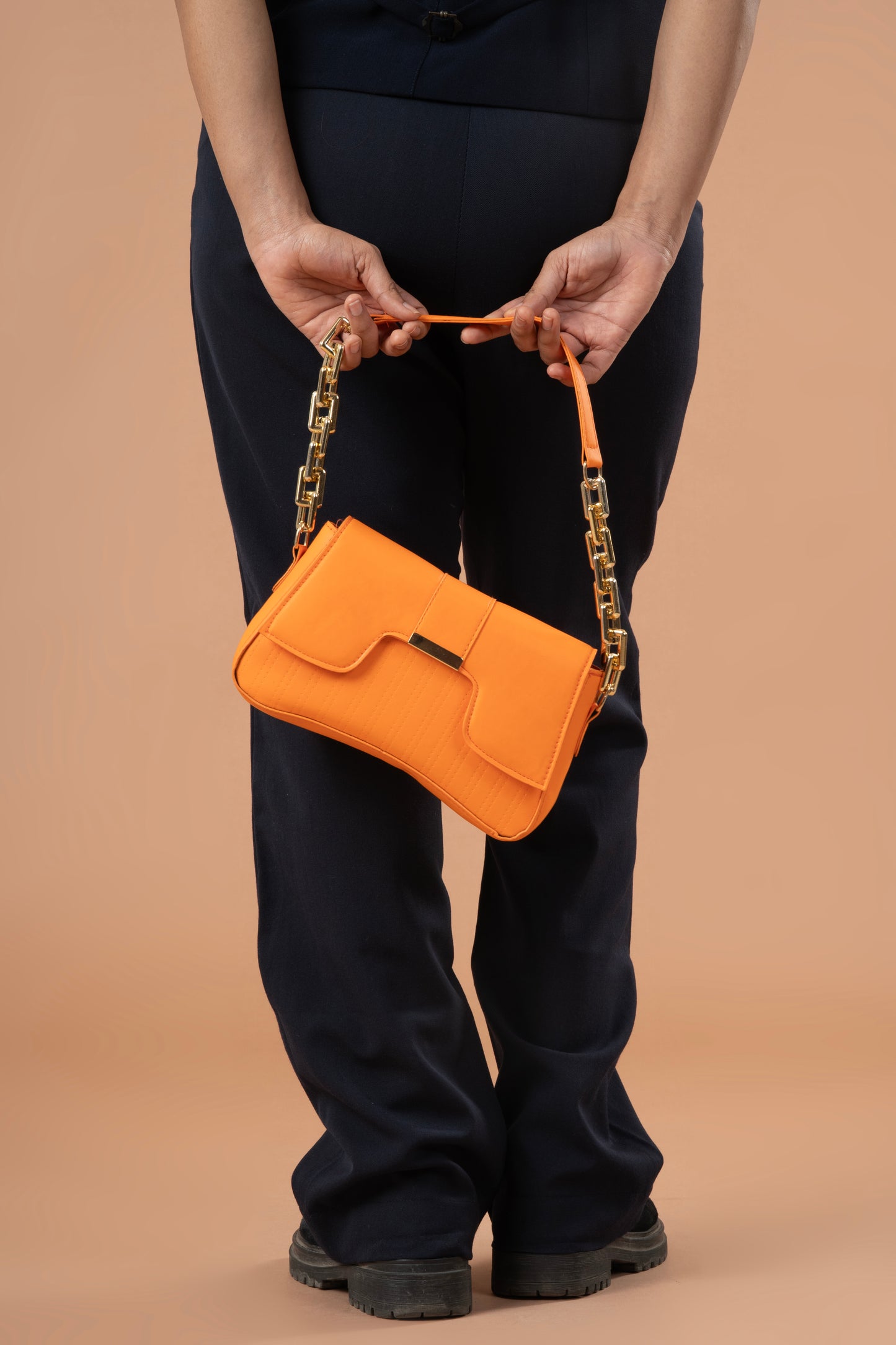 Juniper Sling Bag